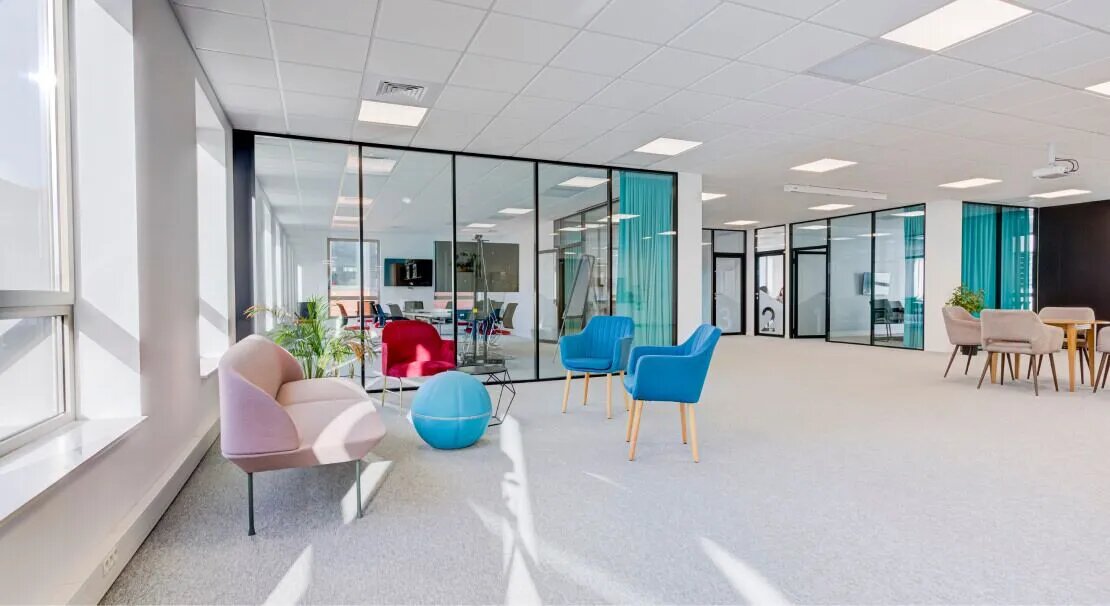 Bureau ouvert ou bureau fermé à Lille : lequel convient à votre équipe ?